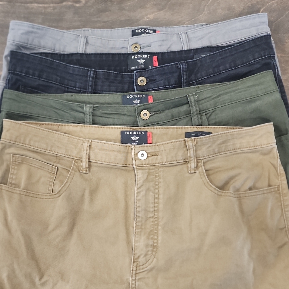 FOUR PAIRS Mens Dockers Jean Cut Pants Size 38 X 32